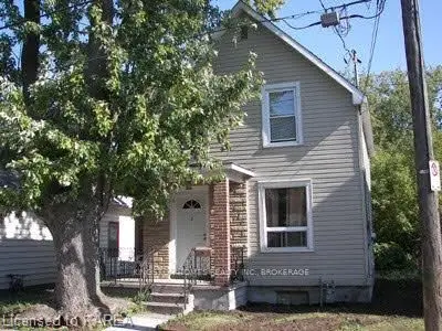25 ELM Street, Kingston, ON K7K 3Z6