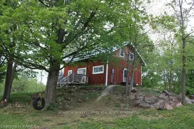 356 DAVIS LOCK Road, Rideau Lakes, ON K0G 1E0
