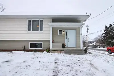120 COLLEGE Street, Deseronto, ON K0K 1X0