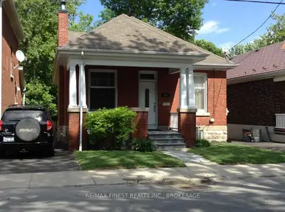 451 Victoria Street, Kingston, ON K7L 3Z8