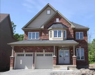Detached in Niagara Falls