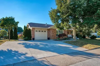 47 Silcox Place, Woodstock, On N4s 8m8