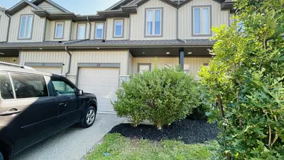 1023 Devonshire Avenue 22, Woodstock, On N4s 0e7