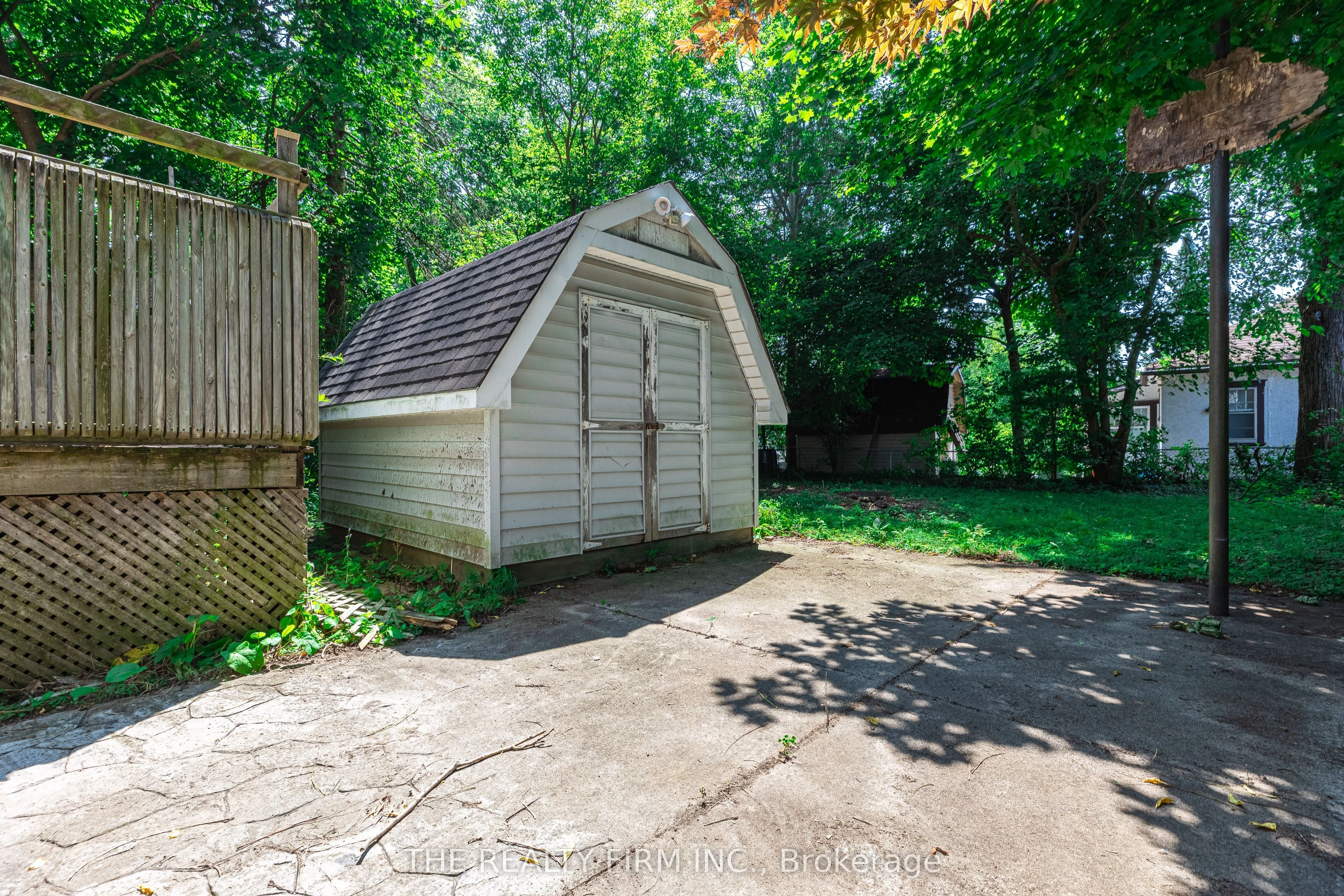 248 Riverside Drive, London North, ON N6H 1E6
