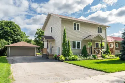 11 Perry Street, Kawartha Lakes, On K0m 2m0