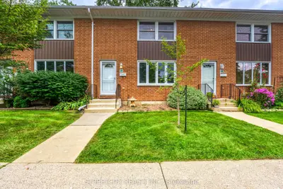76 Olympus Court 62, Sarnia, On N7s 4s7