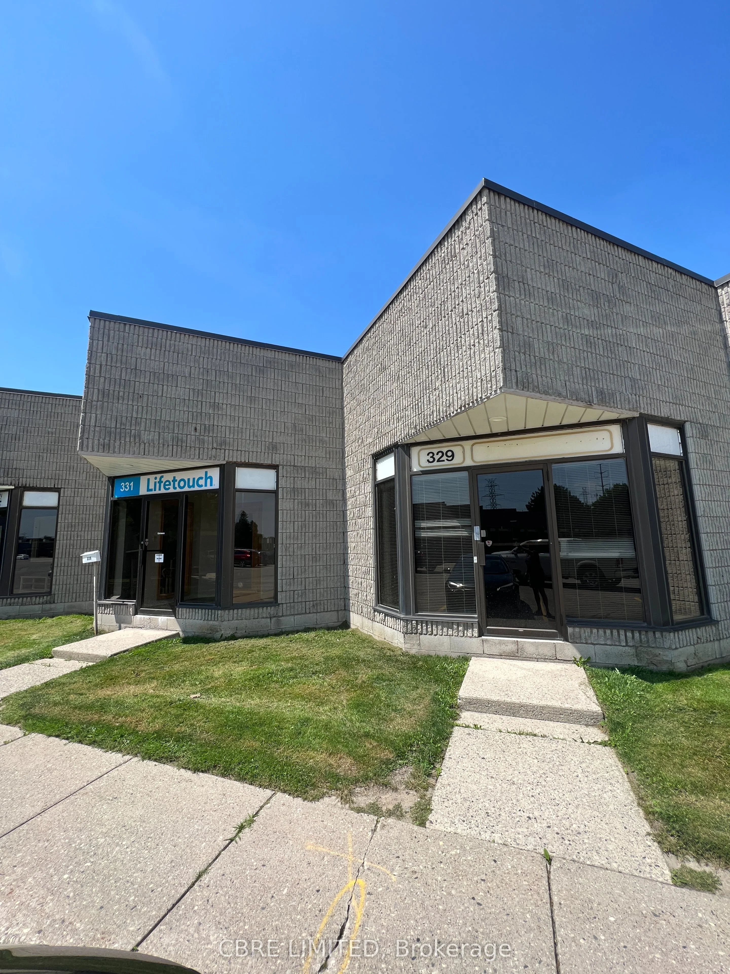 329 Consortium Court, London South, ON N6E 2S8