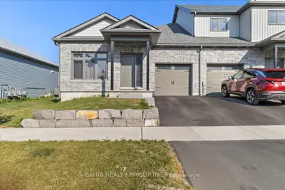 30 Markland Ave Avenue N, Prince Edward County, On K0k 2t0