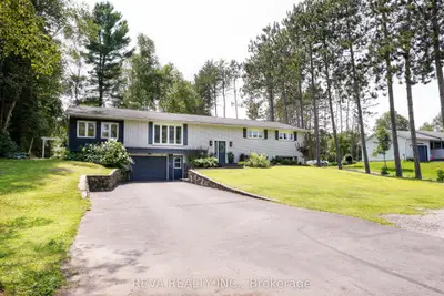 Detached in Bancroft