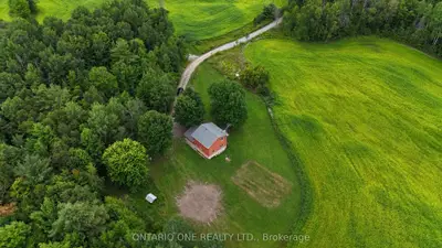 Detached in Gravenhurst