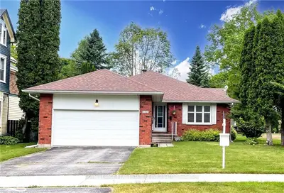 112 Bruce Street S, Blue Mountains, On N0h 2p0