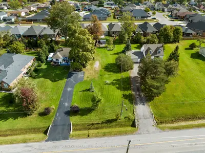 100 Kingsway Street, Welland, On L3b 3n9