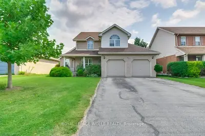 Detached in Tillsonburg