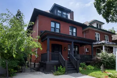 Detached in Hamilton