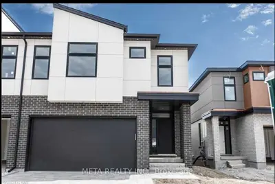Semi-Detached in Fort Erie