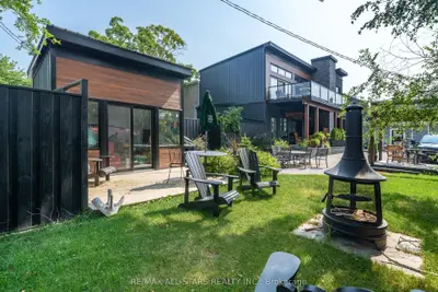 Att/Row/Townhouse in Kawartha Lakes