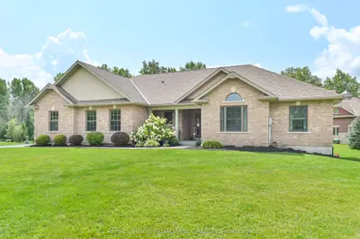 Detached in Belleville