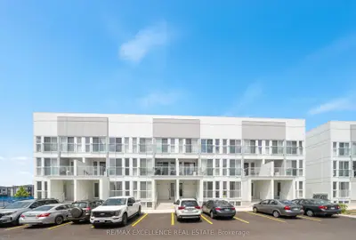 Condo Townhouse in London East