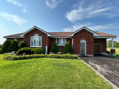 Detached in South Huron