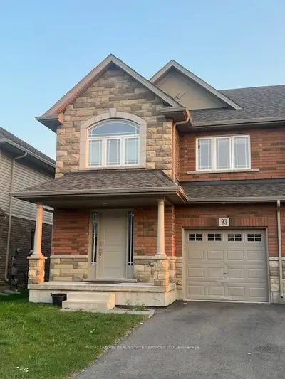 Att/Row/Townhouse in Hamilton