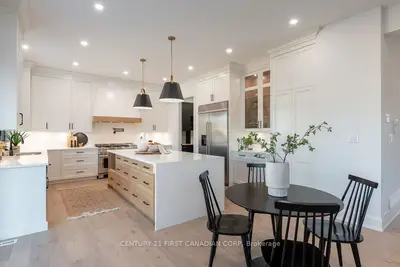 7230 Silver Creek Circle, London South, On N6p 0g8