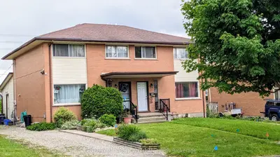 958 A&b Eagle Crescent, London South, On N5z 3h7