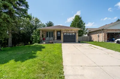 Detached in North Middlesex