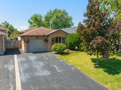 Detached in West Lincoln