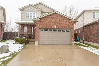 943 Bradshaw Crescent, London North, On N5x 0b6