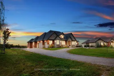 Detached in Haldimand
