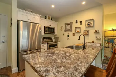 58 Glenelg Street W 407, Kawartha Lakes, On K0v 0m9