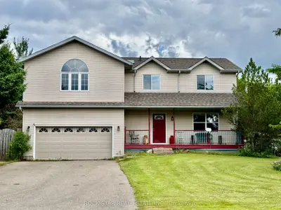 Detached in Amaranth