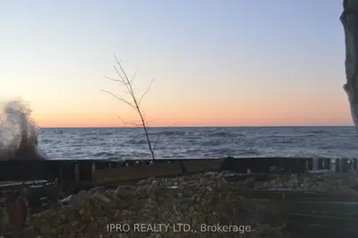 18212 Erie Shore Drive, Chatham-kent, On N0p 1a0