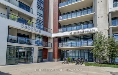 Condo Apartment in Hamilton