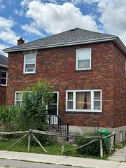 231-239 Park Street N, Peterborough, ON K9J 3P7