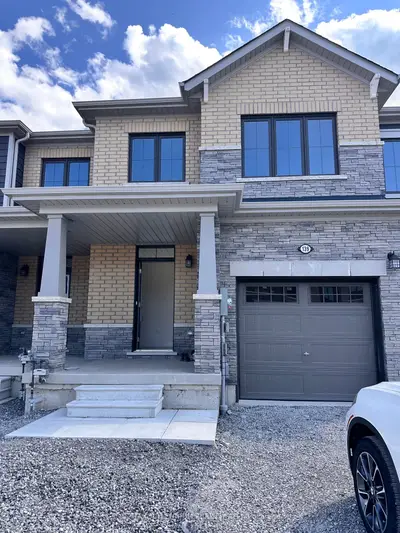 Att/Row/Townhouse in Thorold