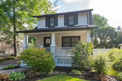 Detached in Belleville