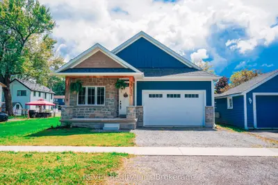 Detached in Fort Erie