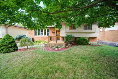 156 St Clair Crescent, London South, On N6j 3v2