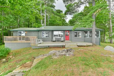 Rural Residential in Addington Highlands