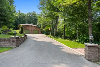 Detached in Hamilton Township