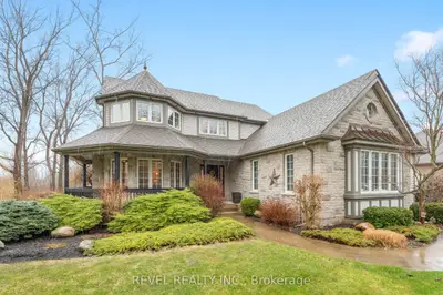 279 Lakeshore Road W, Port Colborne, On L3k 2s8