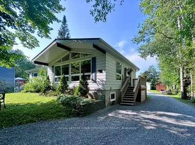 Detached in Kawartha Lakes