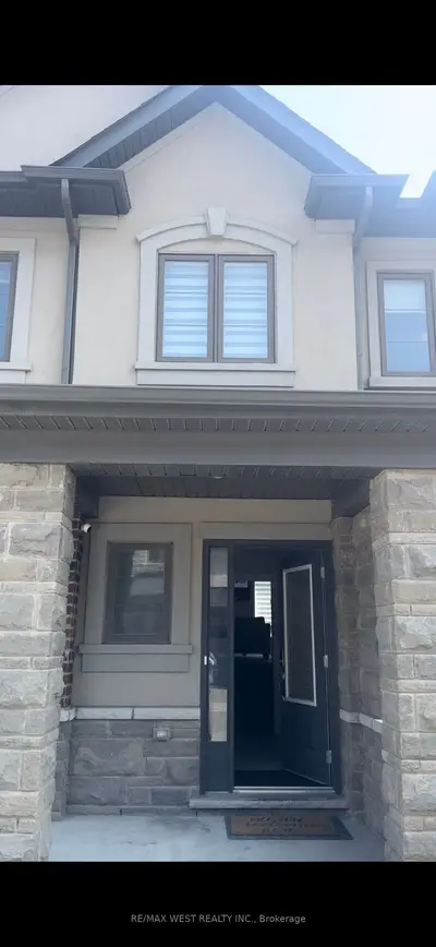 Att/Row/Townhouse in Cambridge