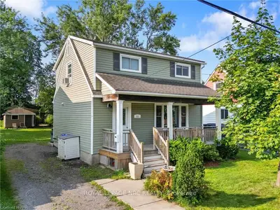 Detached in Fort Erie
