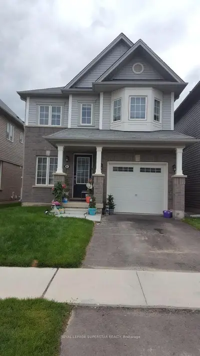 Detached in Brantford