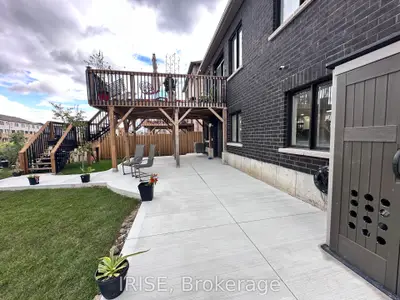 Detached in Thorold