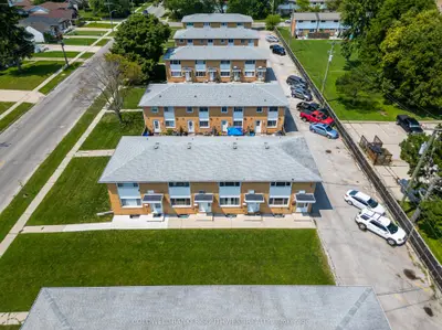 Condo Apartment in Sarnia