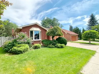 1594 Phillbrook Drive, London North, ON N5X 2V7