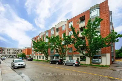 5 Ogilvie Street 407, Hamilton, On L9h 2s1